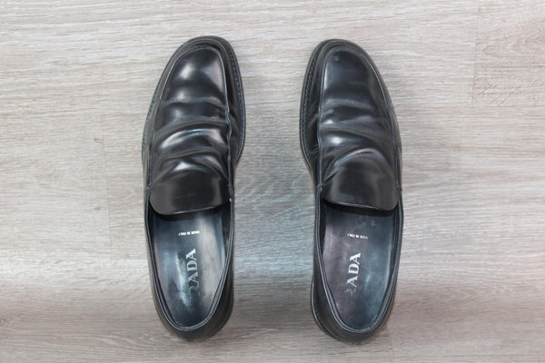 Prada Authentique Mocassin Cuir Brossé Noir - Taille 43 - Occasion Bon état Made in Italy - julfripes