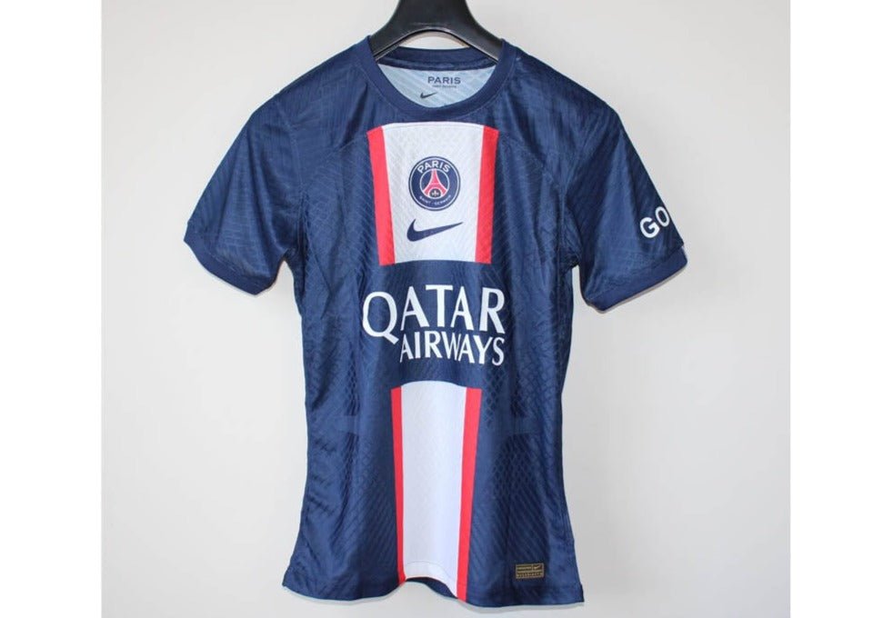 Maillot Football Replica PSG Mbappé Slim – Taille S - Neuf – julfripes