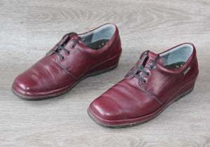 Chaussures Mephisto - Taille 37,5 EU – L'Élégance Décontractée au Service de Votre Confort