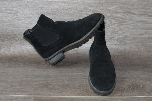 Chelsea Boot en Daim Noir – Taille 40 – Occasion Bon état