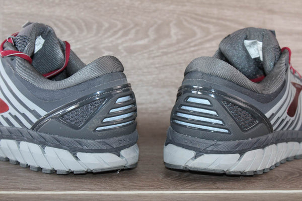 Brooks Beast 18 Chaussure Running – Taille 49,5 – Excellent État
