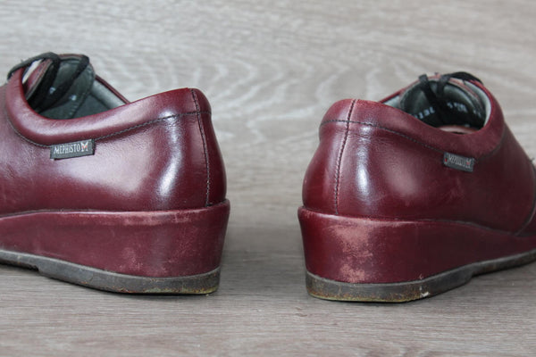 Chaussures Mephisto - Taille 37,5 EU – L'Élégance Décontractée au Service de Votre Confort