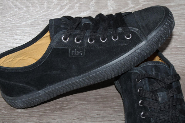 Sneaker Basse Cuir Velours Noir TBS – Taille 41 – Occasion très bon état