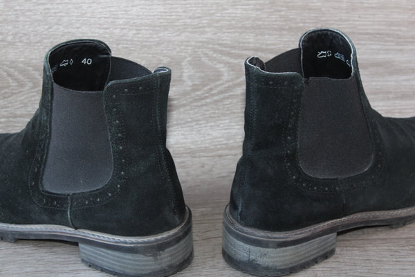 Chelsea Boot en Daim Noir – Taille 40 Unisexe – Occasion Bon état - julfripes