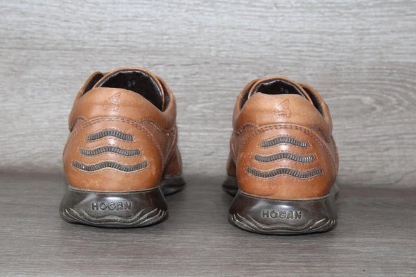 Hogan Sneaker Vintage Cuir Marron – Taille 36 Unisexe – Occasion très bon état Made in Italy - julfripes