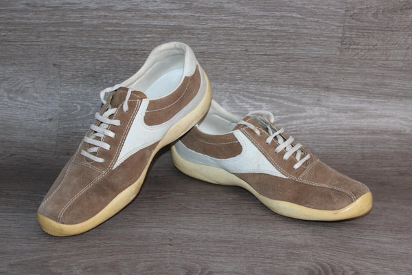 Prada Authentique Sneaker Cuir Vintage - Taille 44 - Occasion très bon état Made in Italy - julfripes