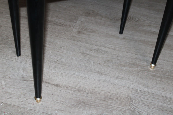 Tables de chevet vintage Art Déco en acajou – à relooker, charme authentique